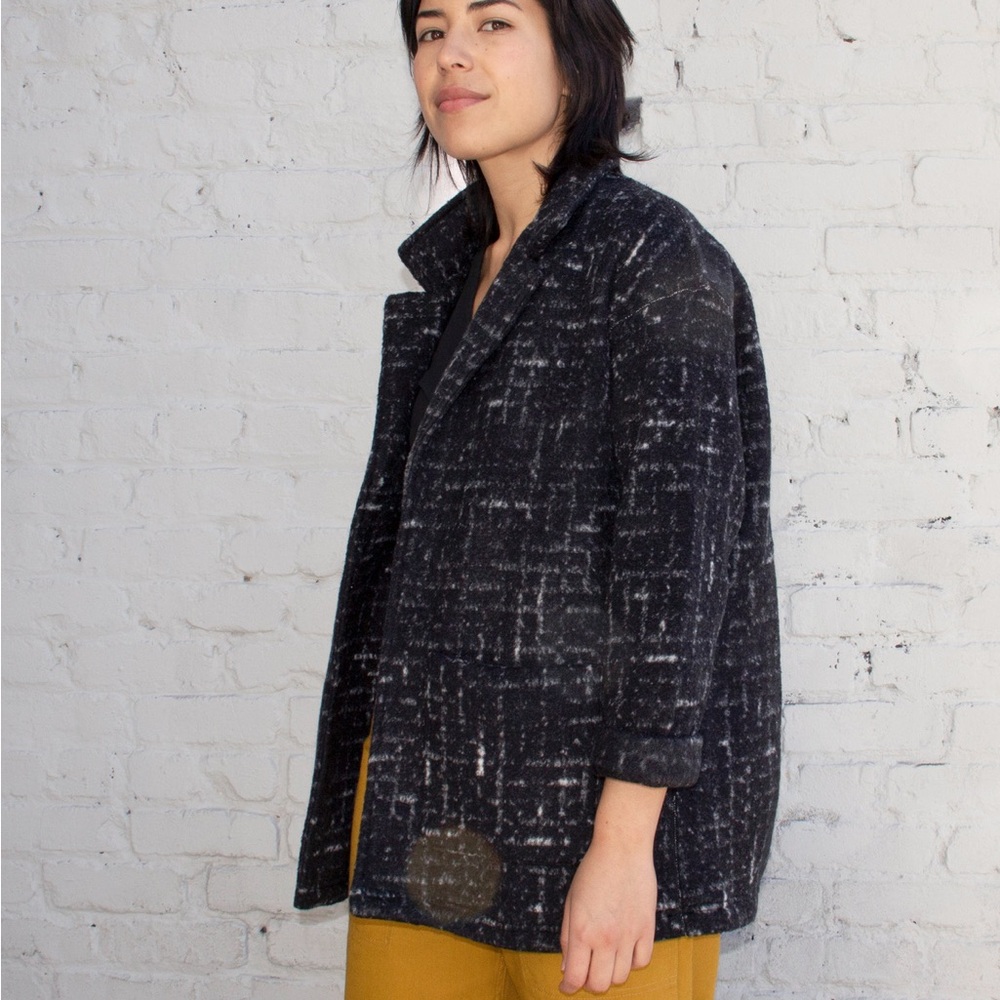 Relaxed Black Textured Blazer Jacket